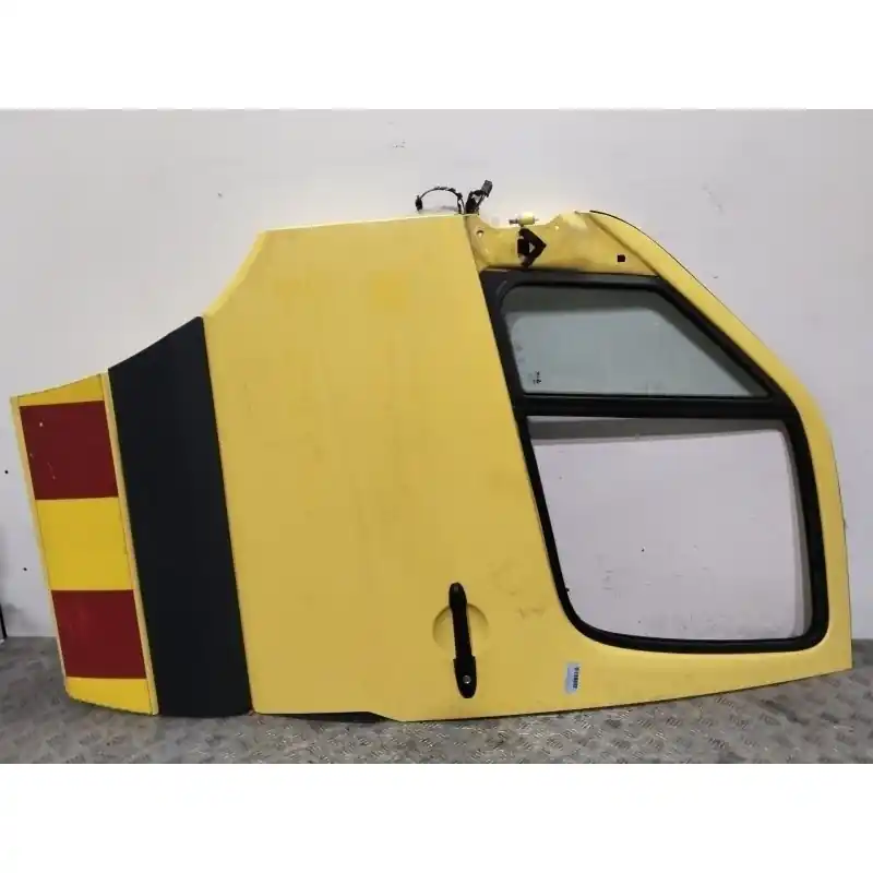 PUERTA DELANTERA IZQUIERDA 9067200005 Precio De Oferta