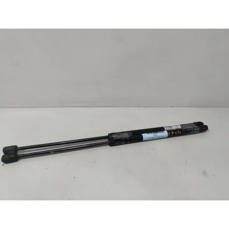 Promoción AMORTIGUADORES MALETERO / PORTON JB500550