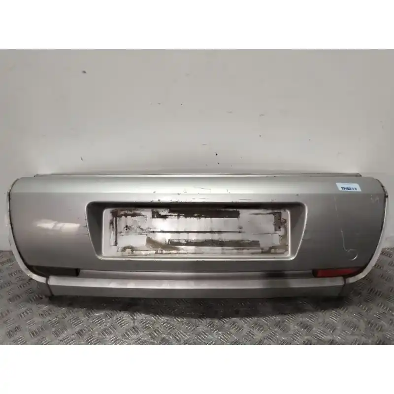 PARAGOLPES TRASERO A4546400171 PLATA Última Versión