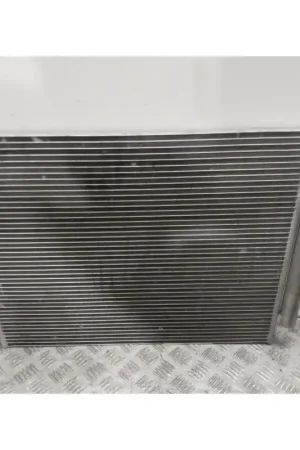 Exclusivo CONDENSADOR / RADIADOR AIRE ACONDICIONADO 921001829R