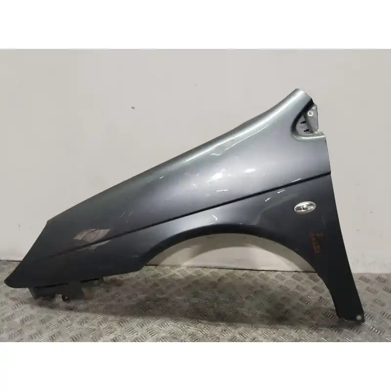 ALETA DELANTERA IZQUIERDA 7840Q2 Tendencia