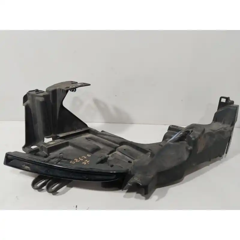 Entrega Rápida SOPORTE FARO IZQUIERDO 622232066R