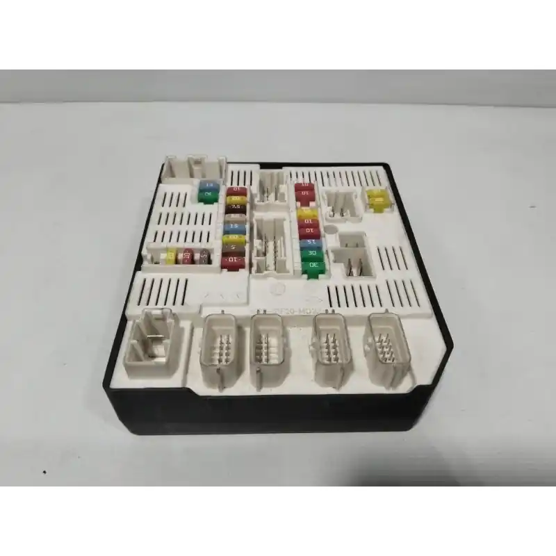 Envío Internacional CAJA RELES / FUSIBLES 284B60168R