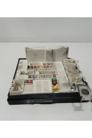 CAJA RELES / FUSIBLES 8200481866 No Te Lo Pierdas