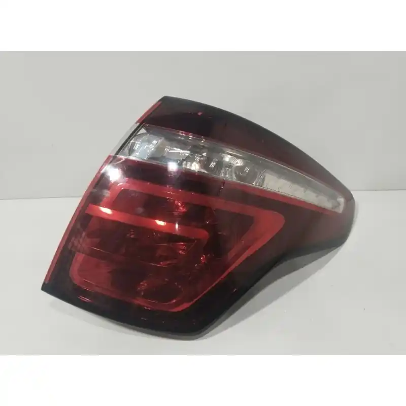PILOTO TRASERO DERECHO 9673164780 Nueva Colección