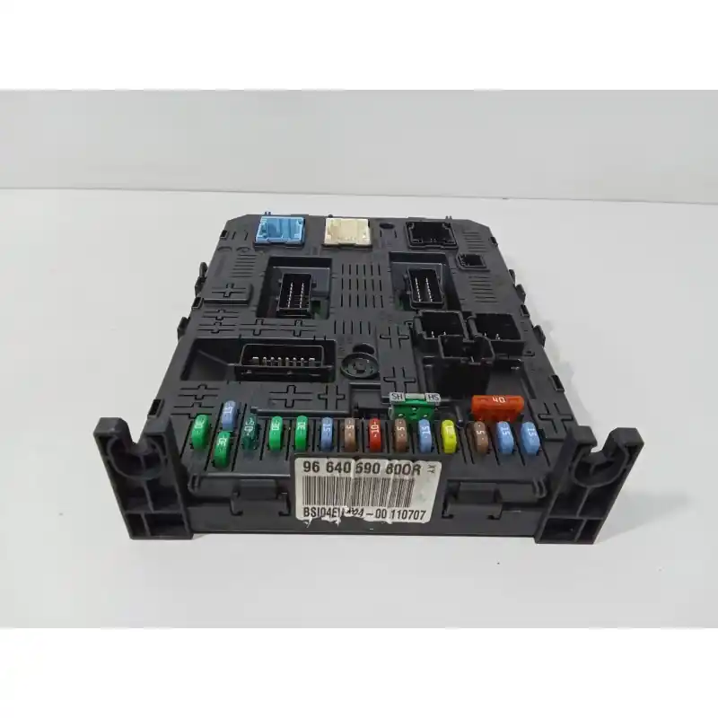 A Buen Precio CAJA RELES / FUSIBLES 96640590800R