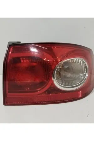 PILOTO TRASERO DERECHO 8200002474 Original