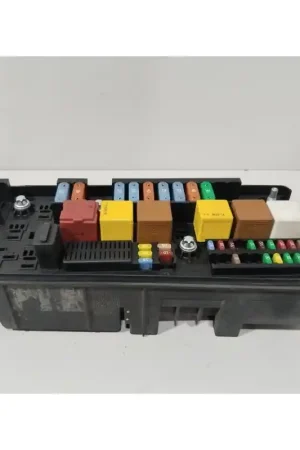 CAJA RELES / FUSIBLES 13205800 Gran Oferta
