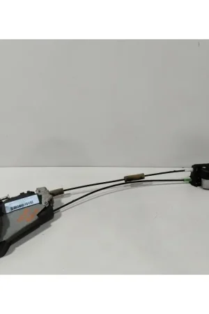 Últimas Unidades CERRADURA PUERTA TRASERA IZQUIERDA 6906047070