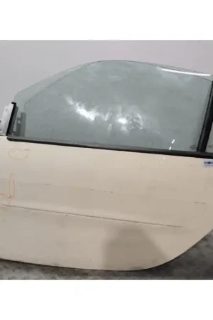 PUERTA DELANTERA IZQUIERDA Q0005493V002C05A00 Ordena Ya