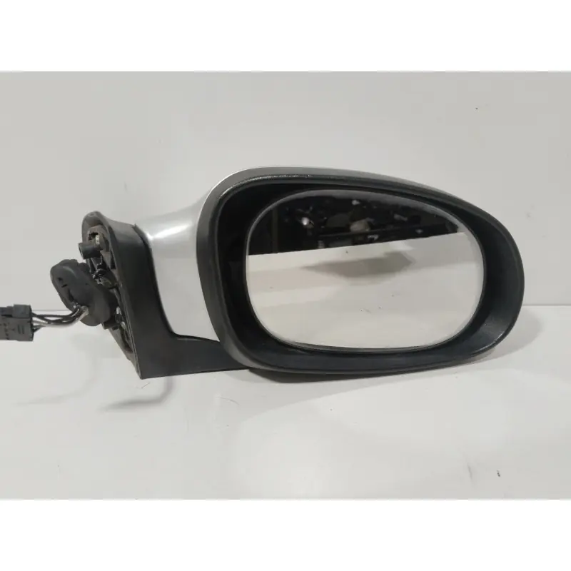 Novedad RETROVISOR DERECHO A1688100276
