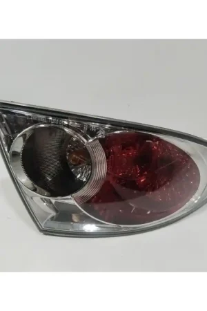 PILOTO TRASERO IZQUIERDO 22061971 Descuento