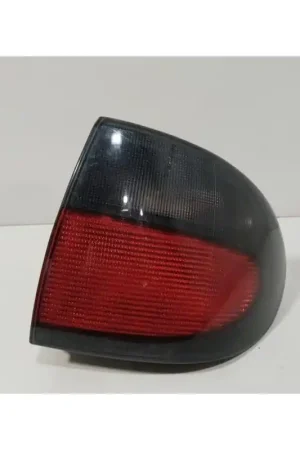 PILOTO TRASERO DERECHO 7701042629 Oferta