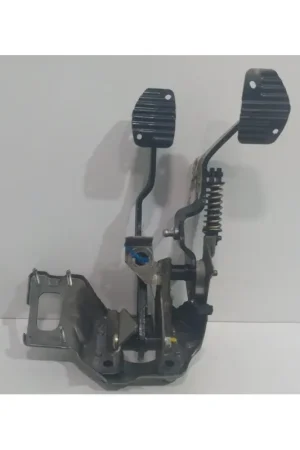 Rebajas PEDAL EMBRAGUE 84PGQW0178686 094320120E