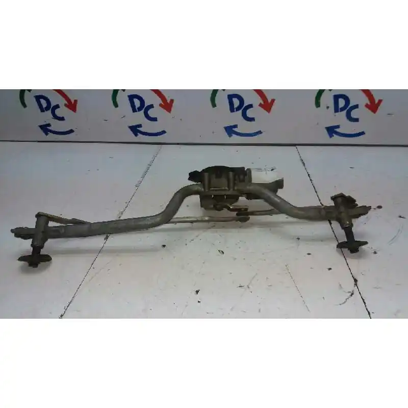 Tendencia MOTOR LIMPIA DELANTERO 0390241535
