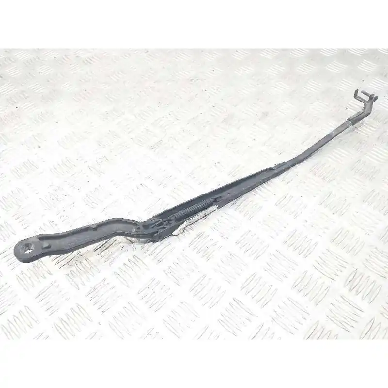 Económico BRAZO LIMPIA DELANTERO DERECHO 7701053312