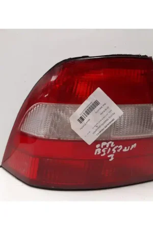 Descuento PILOTO TRASERO IZQUIERDO 90512715