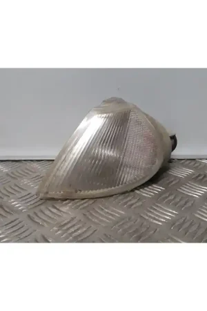 PILOTO DELANTERO DERECHO 7711130006 De Moda