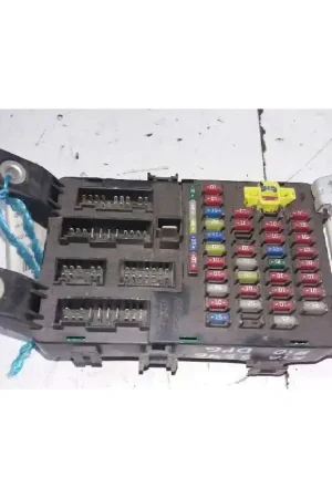 A Buen Precio CAJA RELES / FUSIBLES AKE5080457A 919501G010