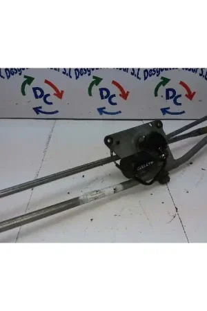 Precio De Oferta MOTOR LIMPIA DELANTERO 0390241381