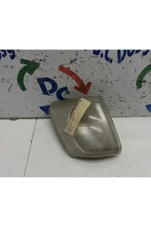 PILOTO DELANTERO DERECHO 90985 Nueva Colección