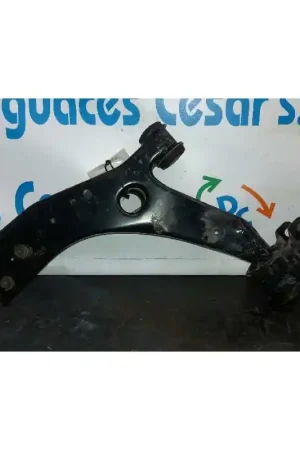 Hecho A Mano BRAZO SUSPENSION INFERIOR DELANTERO IZQUIERDO 1570748