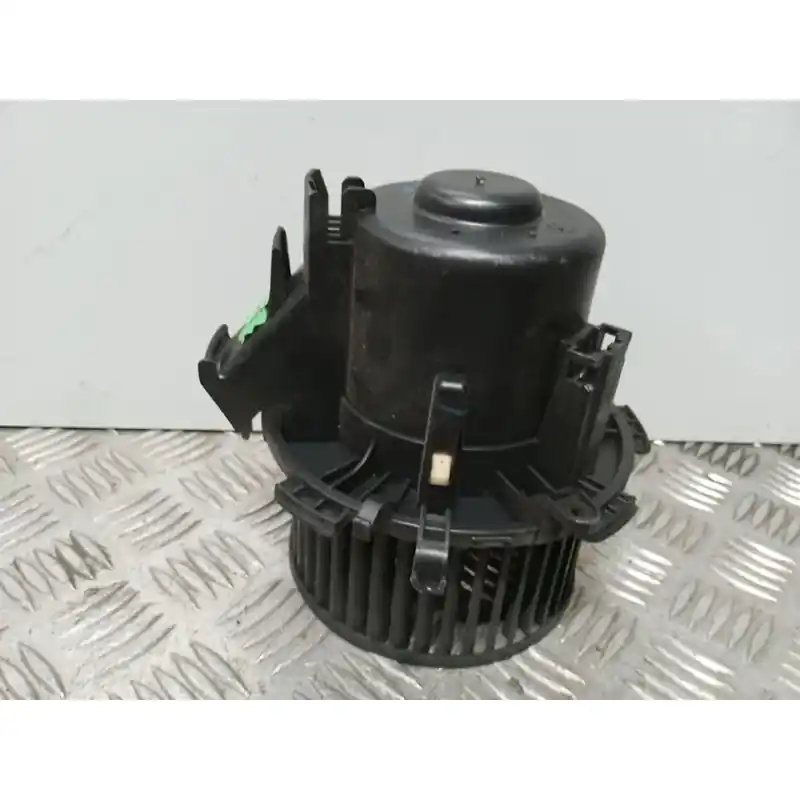Imprescindible (Must-Have) MOTOR CALEFACCION A9297
