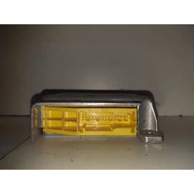 A Buen Precio CENTRALITA AIRBAG 0K2AA677F0B