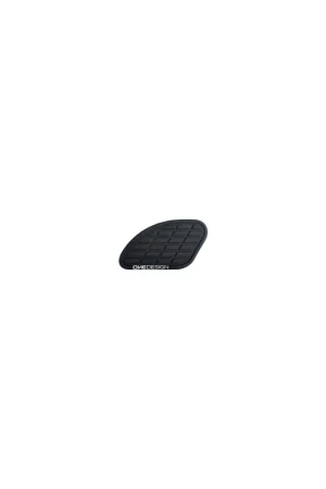 PROTECTOR DEPOSITO LATERAL NEGRO LOGO Imprescindible (Must-Have)